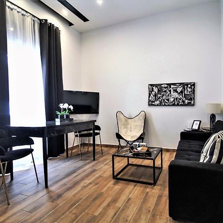 Neo Luxury Suite Athén Kültér fotó